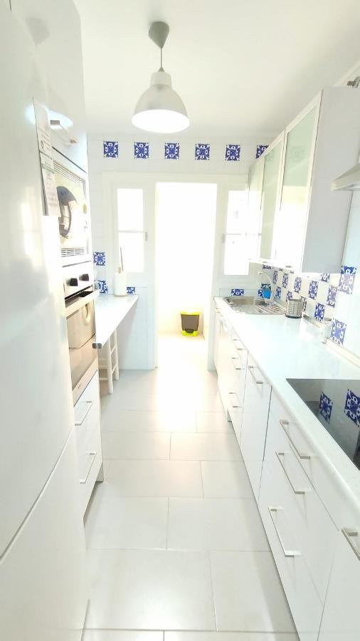 Apartamento Tres Carabelas Ii, Ac, Wifi, Parking Sanlúcar de Barrameda Eksteriør billede
